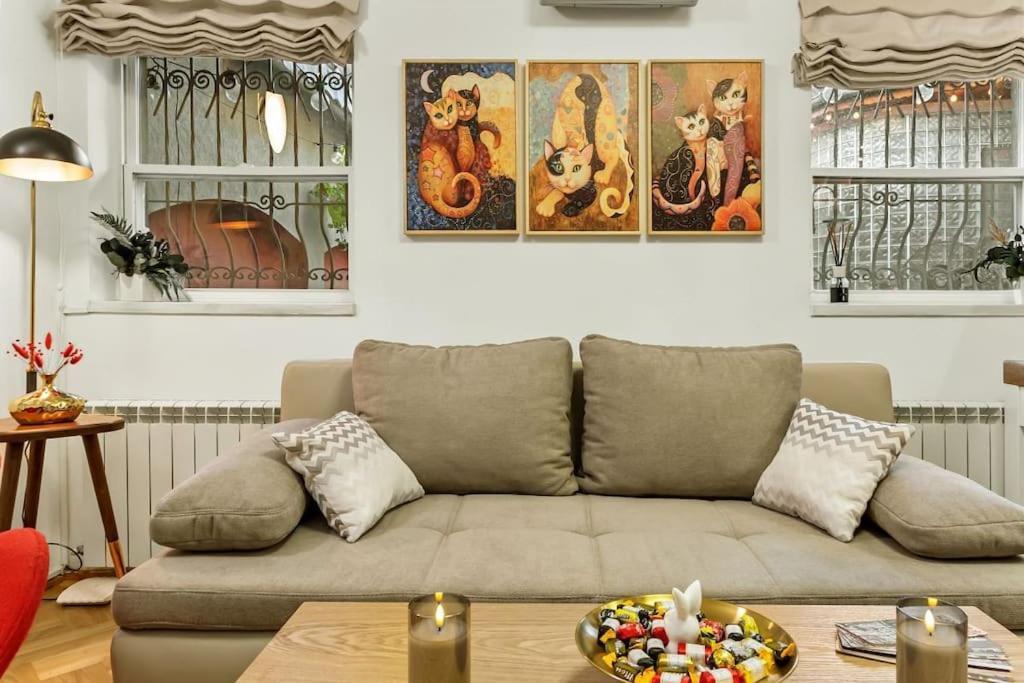 Casa De Povesti - Calea Victoriei Apartment