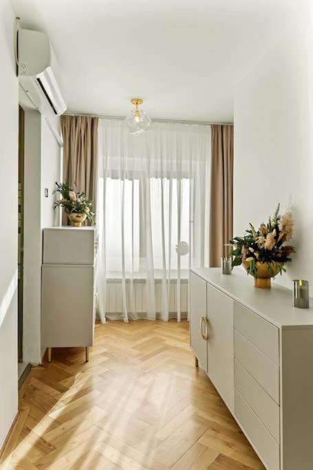 Casa De Povesti - Calea Victoriei Apartment